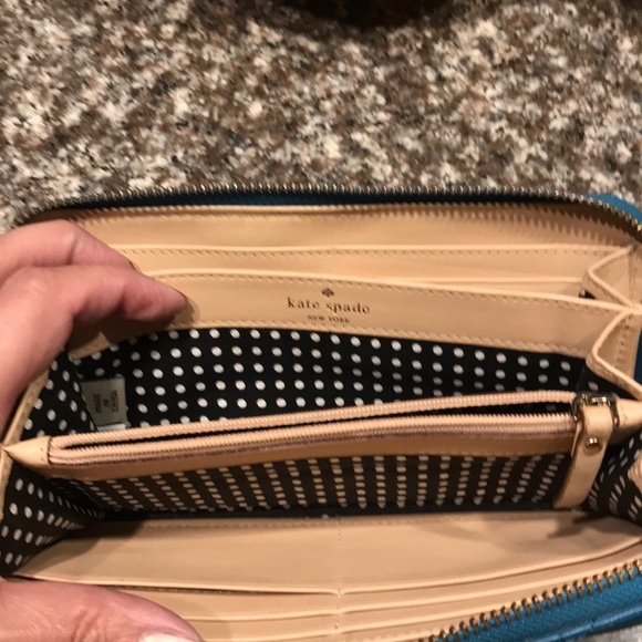 KATE SPADE Teal ASTOR Puffy Leather Wallet - Picture 4 of 7